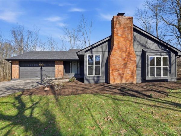984 Woodcreek Drive, Miami Twp, OH 45150