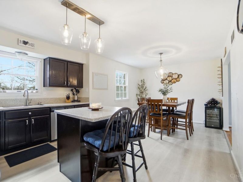 3963 Malaer Drive, Sharonville, OH 45241 Photo 11