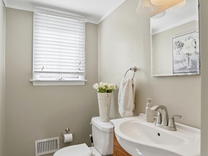 3963 Malaer Drive, Sharonville, OH 45241 Photo 13