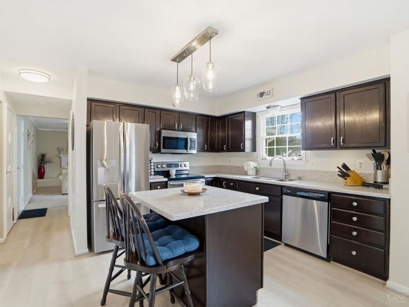 3963 Malaer Drive, Sharonville, OH 45241 Photo 9