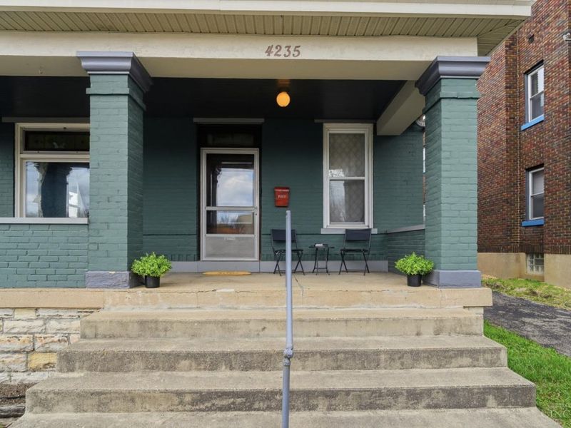 4235 Vine Street, Cincinnati, OH 45217 Photo 2