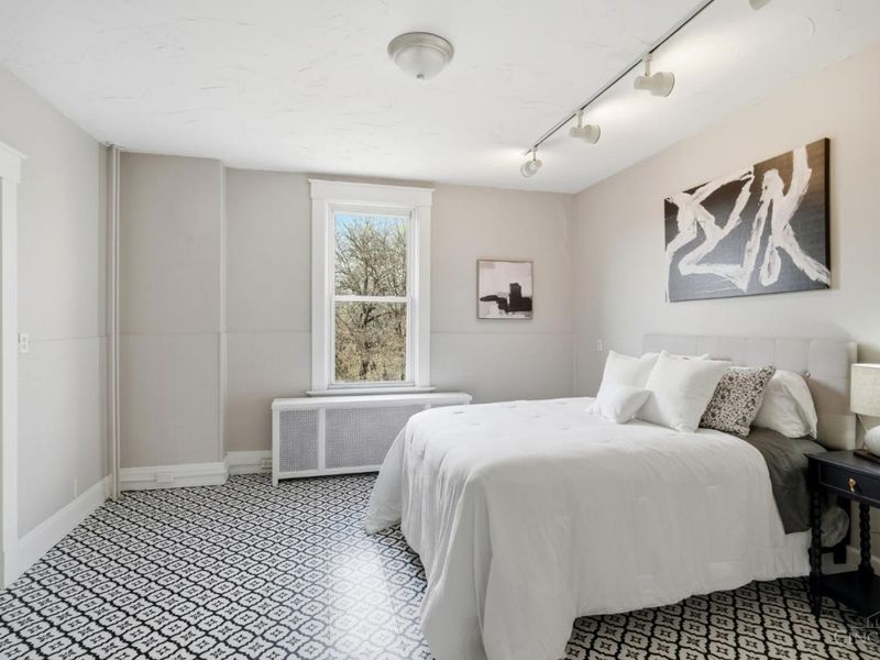 4235 Vine Street, Cincinnati, OH 45217 Photo 26