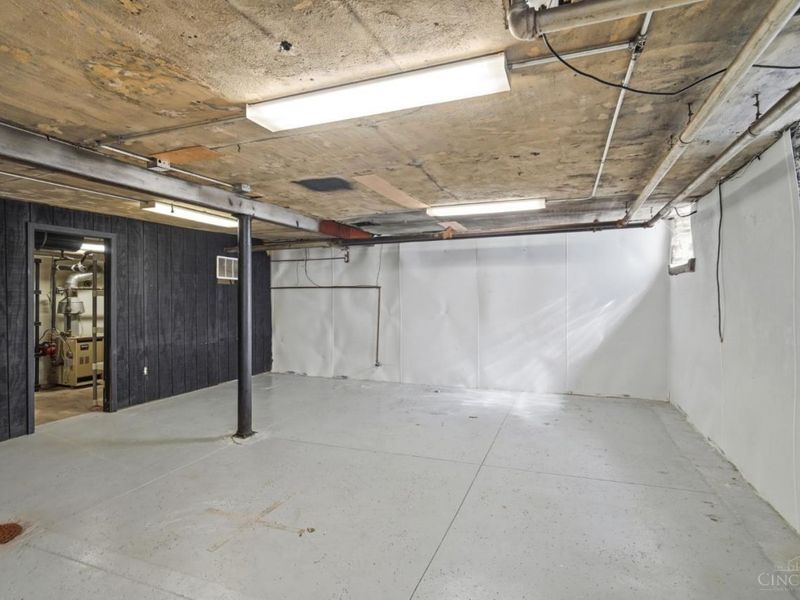 4235 Vine Street, Cincinnati, OH 45217 Photo 43