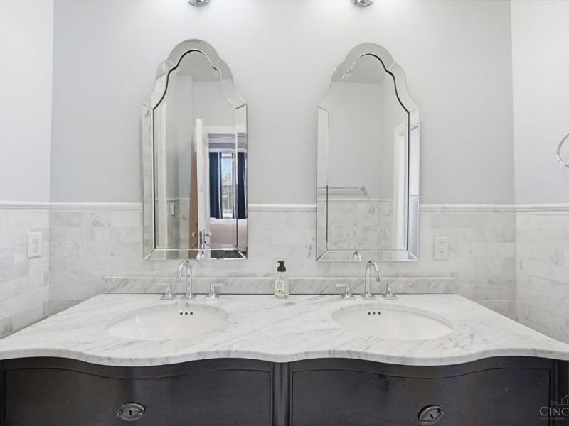 4009 Beechwood Avenue, Cincinnati, OH 45229 Photo 43