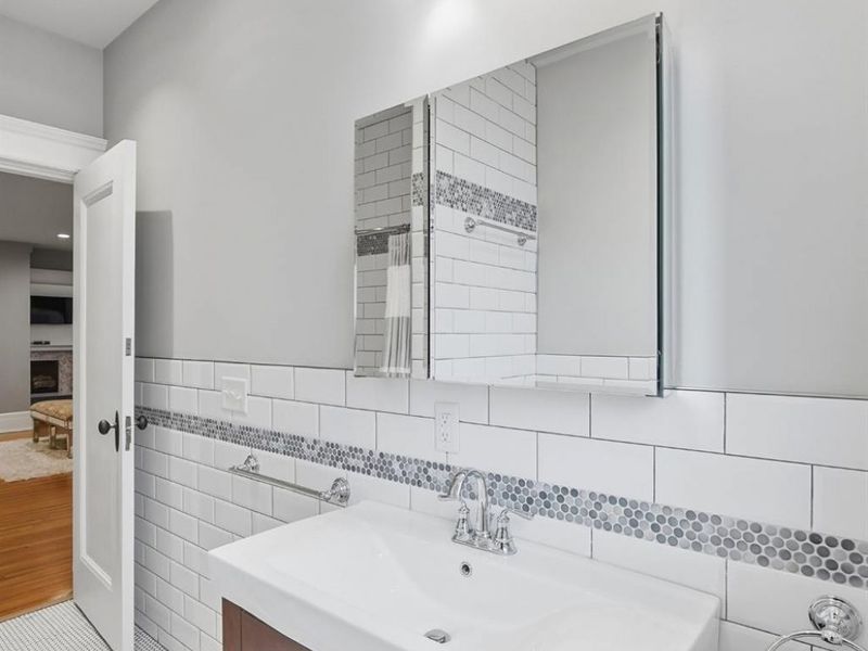 4009 Beechwood Avenue, Cincinnati, OH 45229 Photo 48