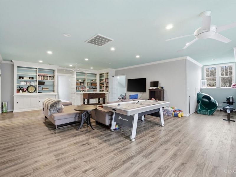 4009 Beechwood Avenue, Cincinnati, OH 45229 Photo 70