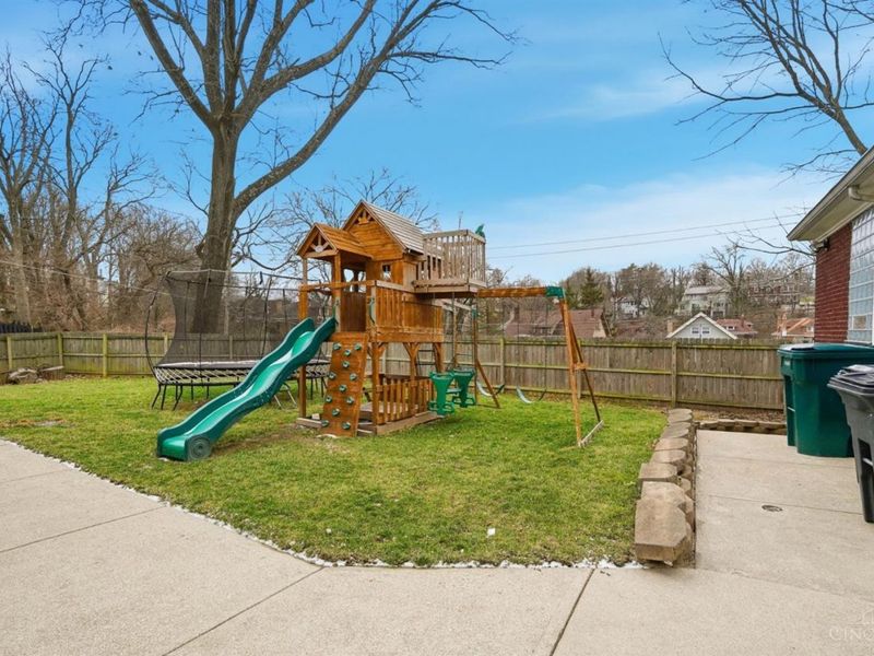 4009 Beechwood Avenue, Cincinnati, OH 45229 Photo 78