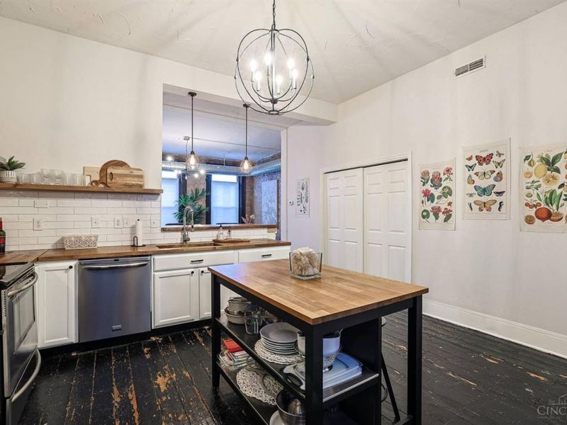 724 Main Street, Unit 5, Cincinnati, OH 45202 Photo 12