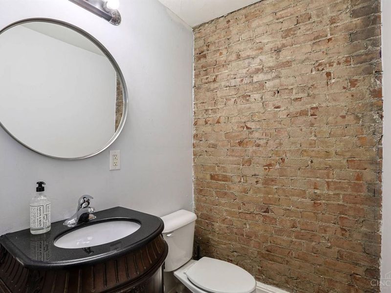 724 Main Street, Unit 5, Cincinnati, OH 45202 Photo 20