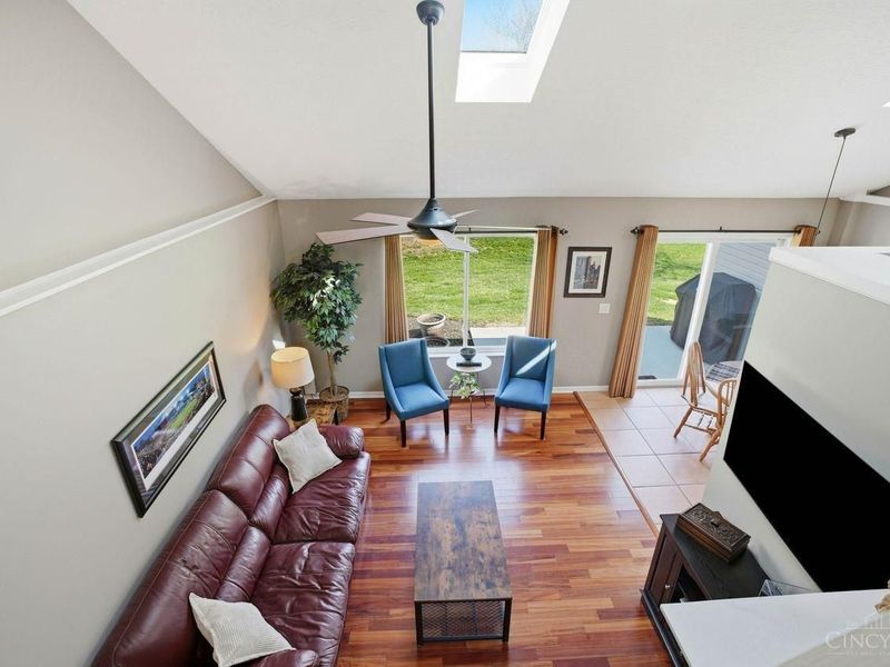 4202 E Village Drive, Mason, OH 45040 Photo 9