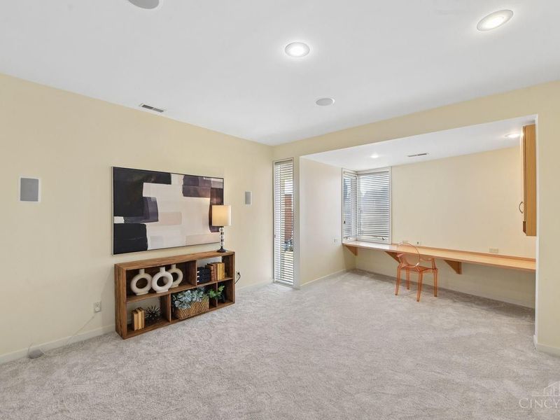 428 Oregon Street, Cincinnati, OH 45202 Photo 38