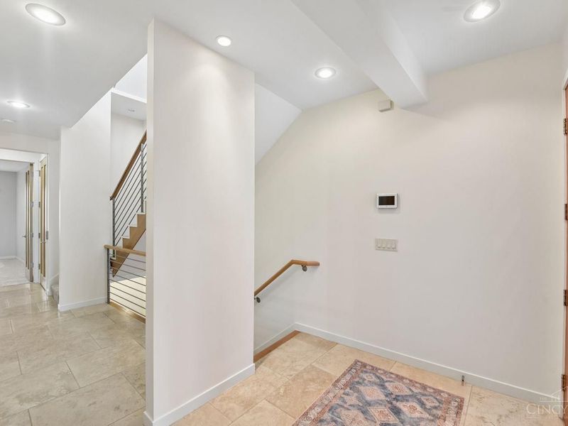 428 Oregon Street, Cincinnati, OH 45202 Photo 5