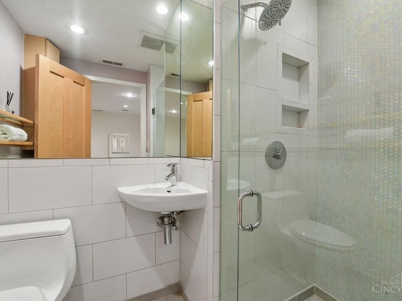 428 Oregon Street, Cincinnati, OH 45202 Photo 55