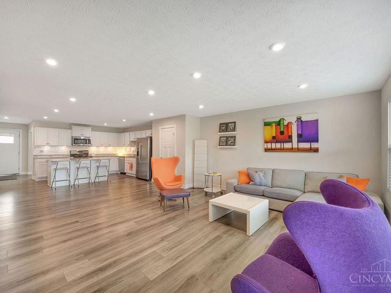 1278 Cavanaugh Lane, Harrison, OH 45030 Photo 12