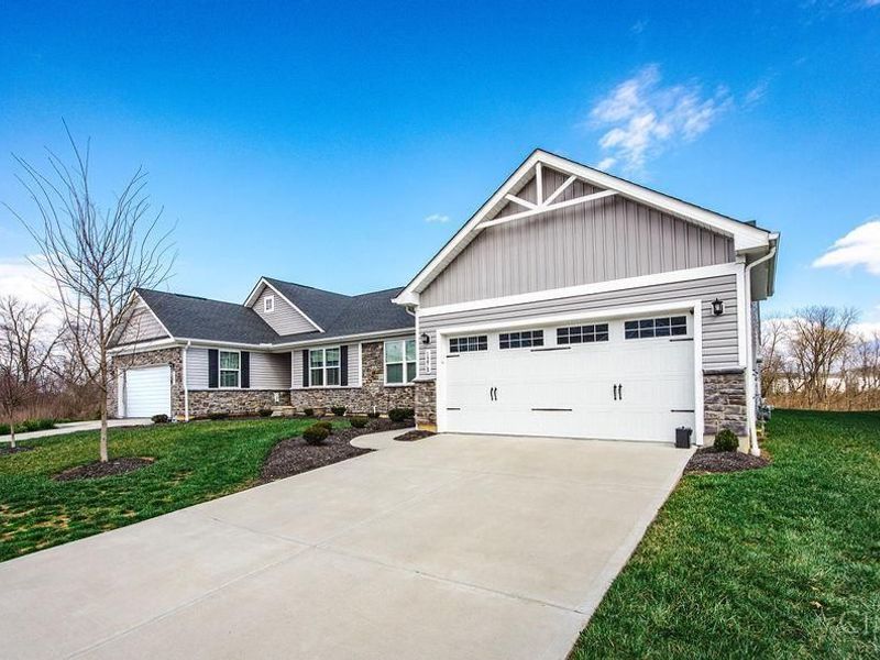 1278 Cavanaugh Lane, Harrison, OH 45030 Photo 2