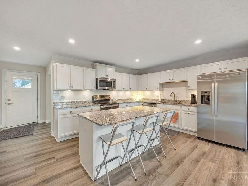 1278 Cavanaugh Lane, Harrison, OH 45030 Photo 5