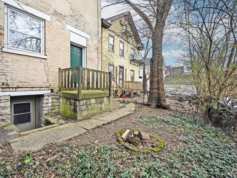 2373 Stratford Avenue, Cincinnati, OH 45219 Photo 18