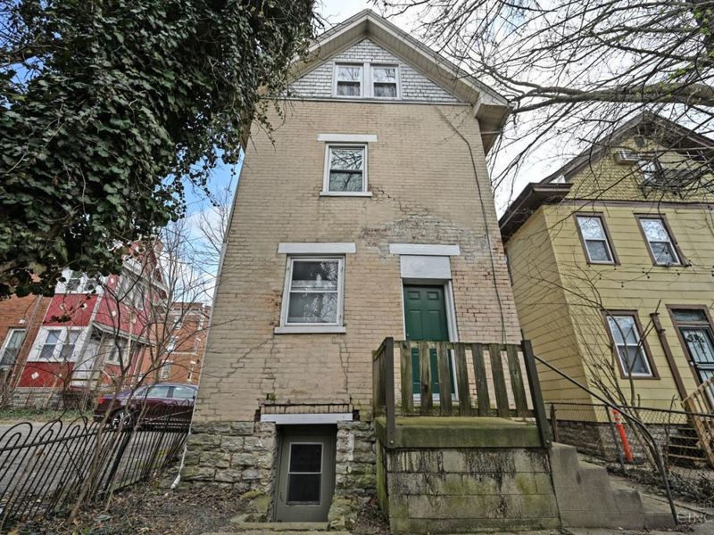 2373 Stratford Avenue, Cincinnati, OH 45219 Photo 19