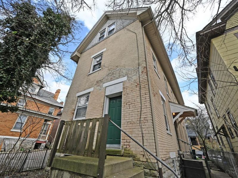 2373 Stratford Avenue, Cincinnati, OH 45219 Photo 20