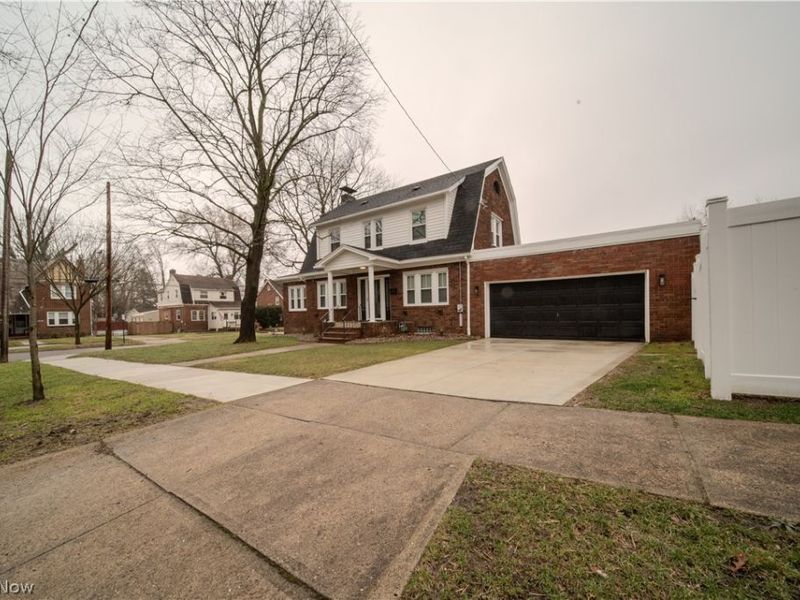 204 Morningview Avenue, Akron, OH 44305 Photo 2