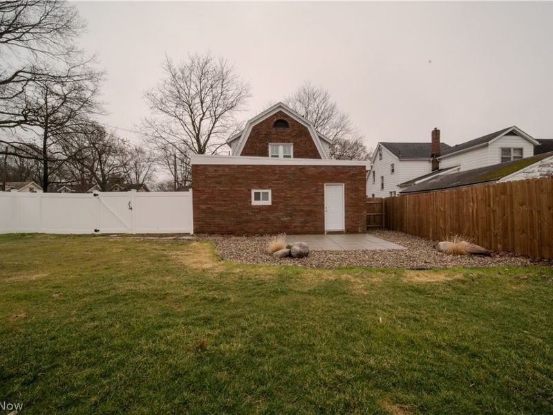 204 Morningview Avenue, Akron, OH 44305 Photo 33