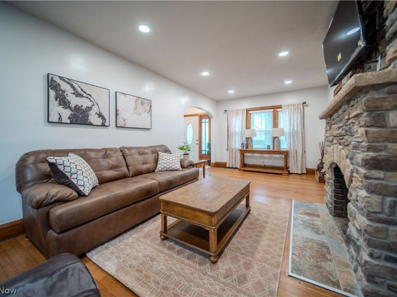 204 Morningview Avenue, Akron, OH 44305 Photo 7