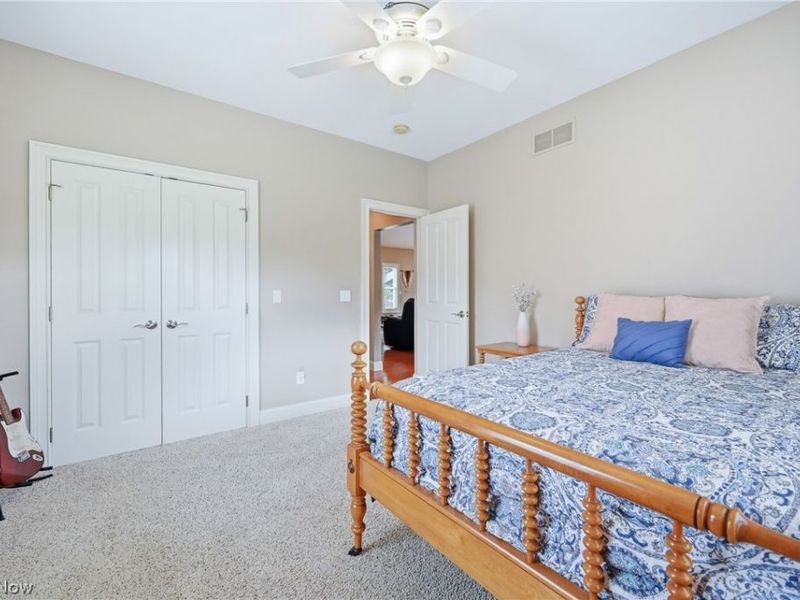 105 Muirfield Drive SE, Howland, OH 44484 Photo 33