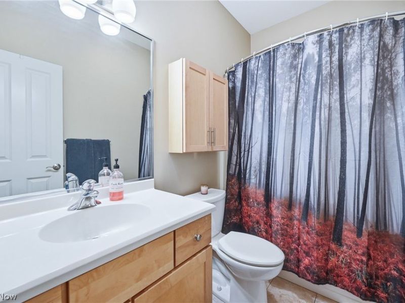 105 Muirfield Drive SE, Howland, OH 44484 Photo 36