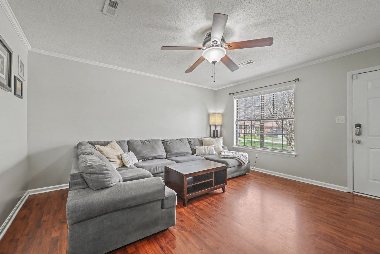 113 Pine Court Photo 4