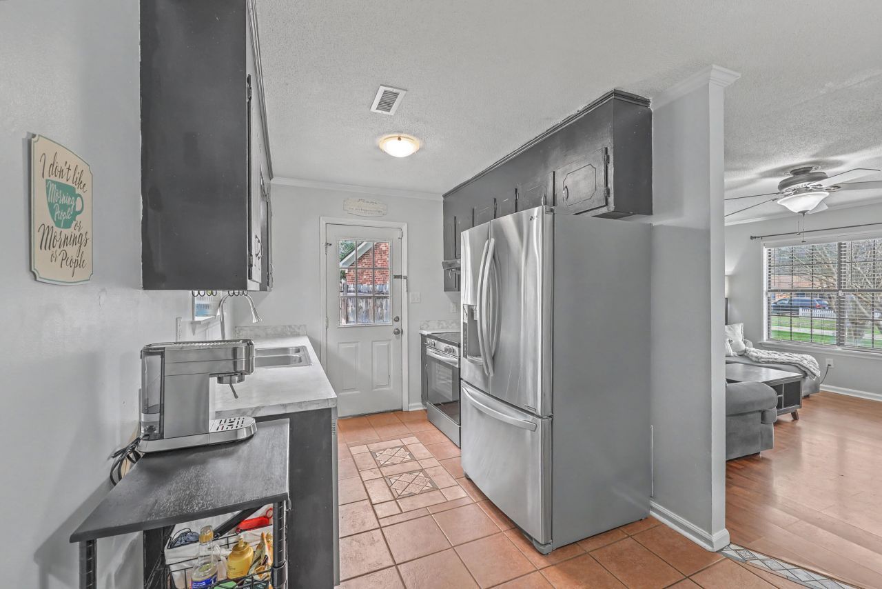 113 Pine Court Photo 8