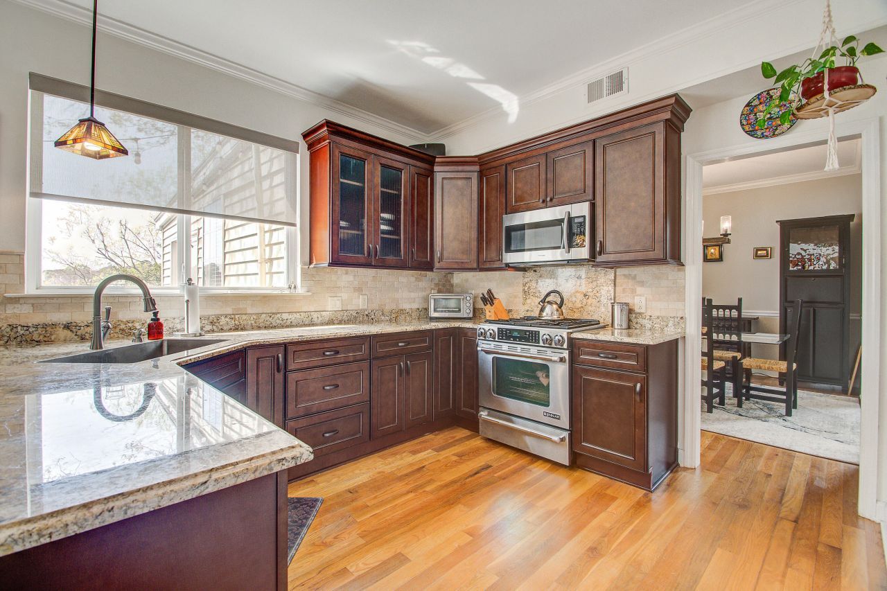 1390 Crystal Shore Court Photo 15