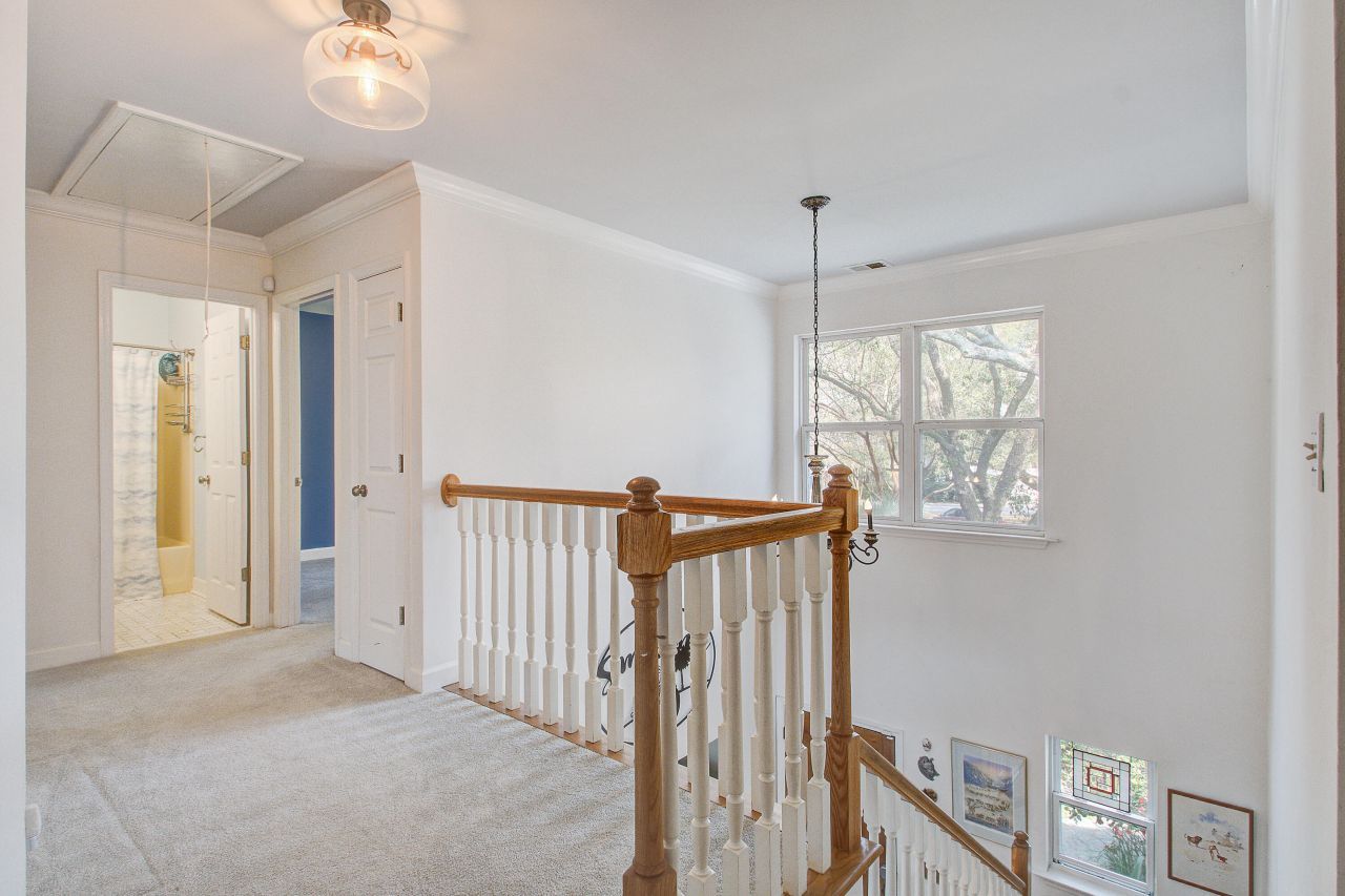 1390 Crystal Shore Court Photo 26