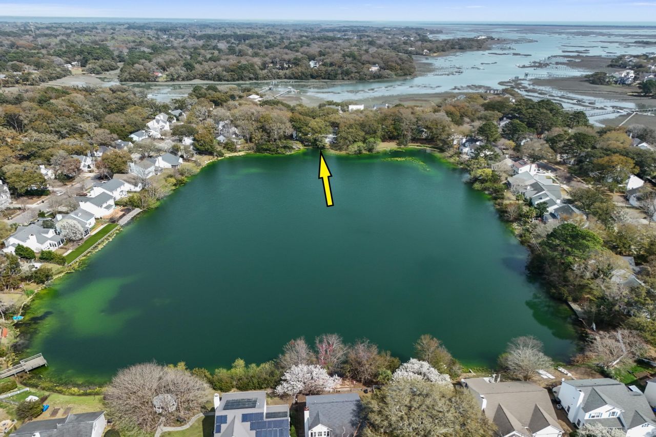 1390 Crystal Shore Court Photo 39