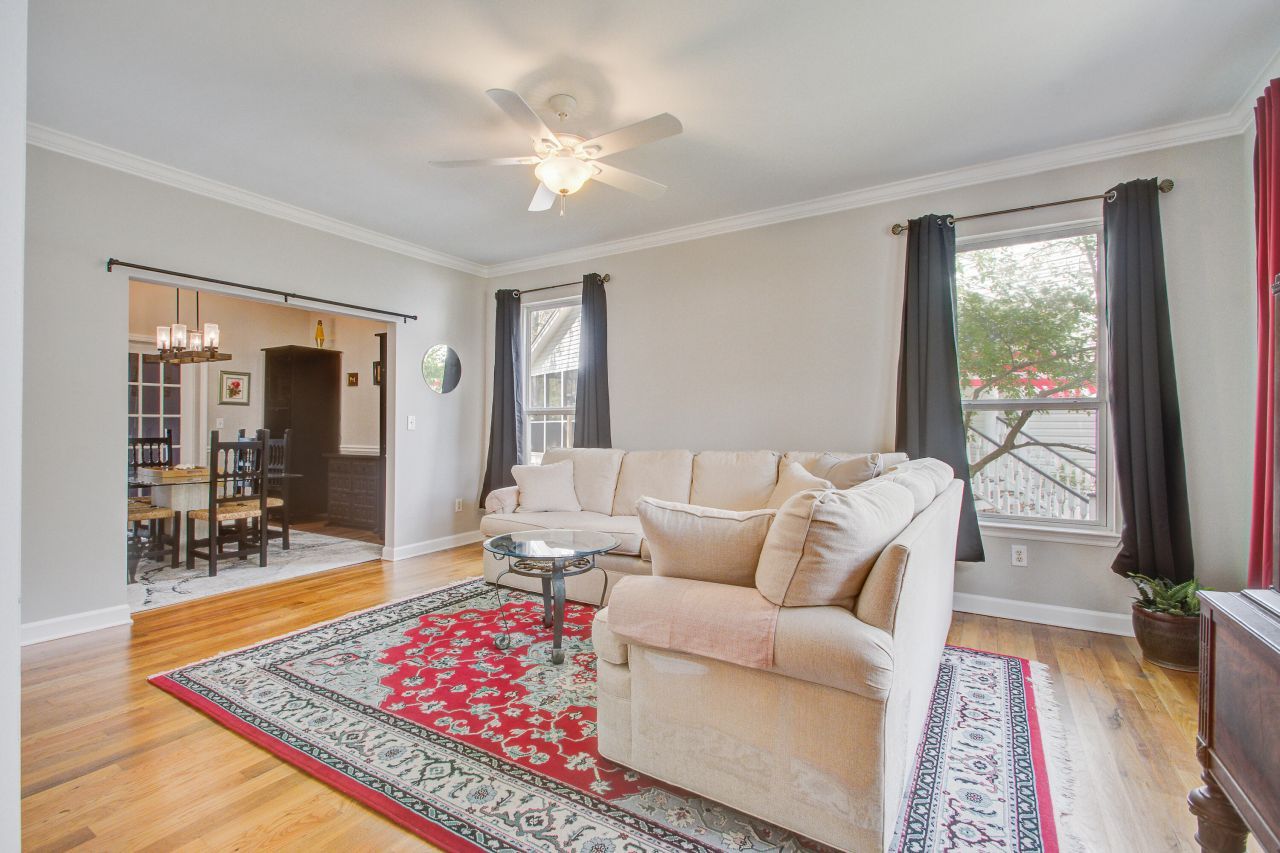 1390 Crystal Shore Court Photo 6