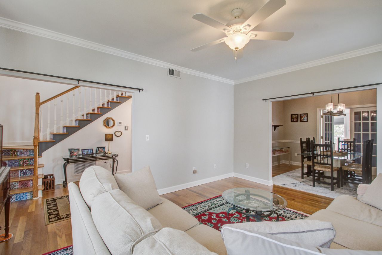 1390 Crystal Shore Court Photo 7