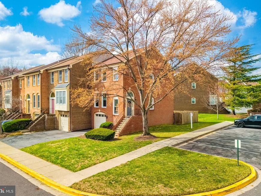 1501 Templeton Place, Rockville, MD 20852 Main Photo