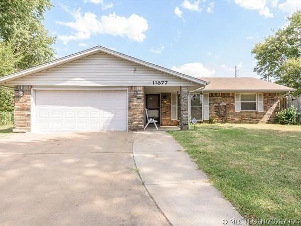11877 E 61st Place, Broken Arrow, OK 74012