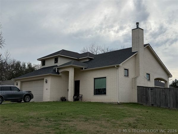 801 Ridgecrest, Ardmore, OK 73401