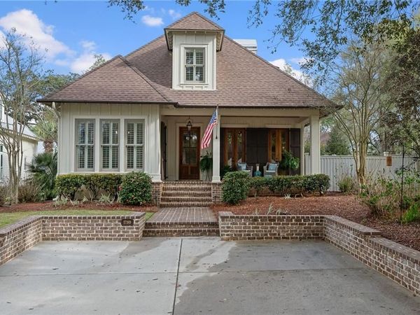 17189 Tennis Club Drive, Fairhope, AL 36532