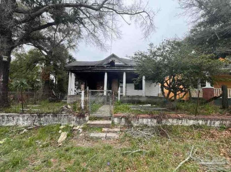 310 E Moreno St, Pensacola, FL 32503 Main Photo