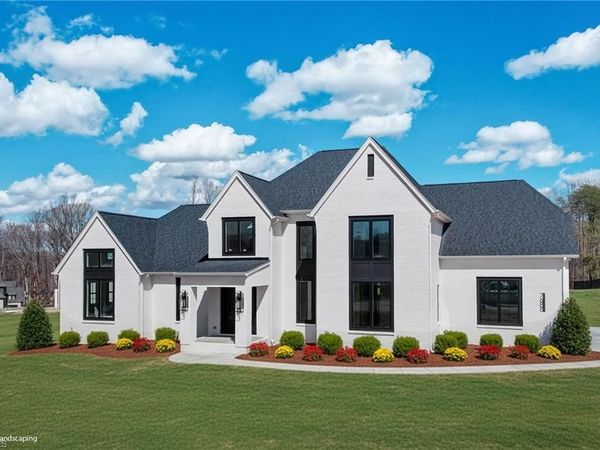 7688 Kyran Court , Oak Ridge, NC 27310