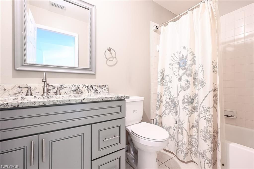 1476 Churchill Cir, Unit J-202, Naples, FL 34116 Photo