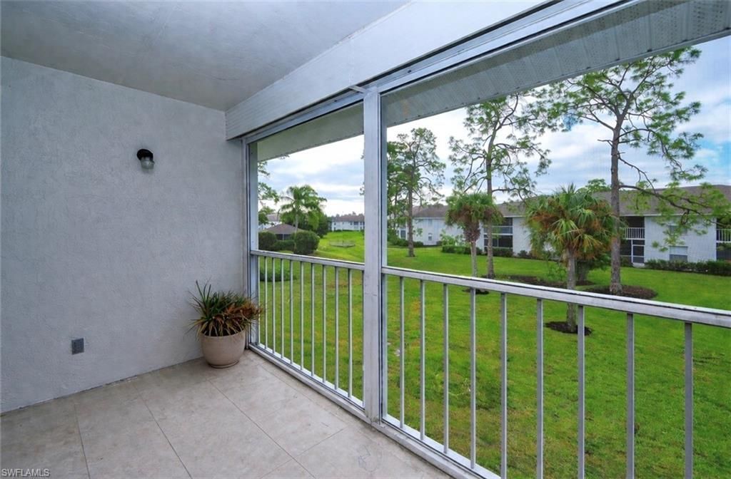 1476 Churchill Cir, Unit J-202, Naples, FL 34116 Photo
