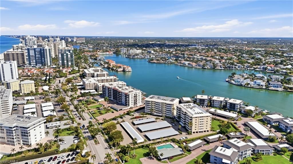 3410 Gulf Shore Blvd N, Unit 702, Naples, FL 34103 Photo