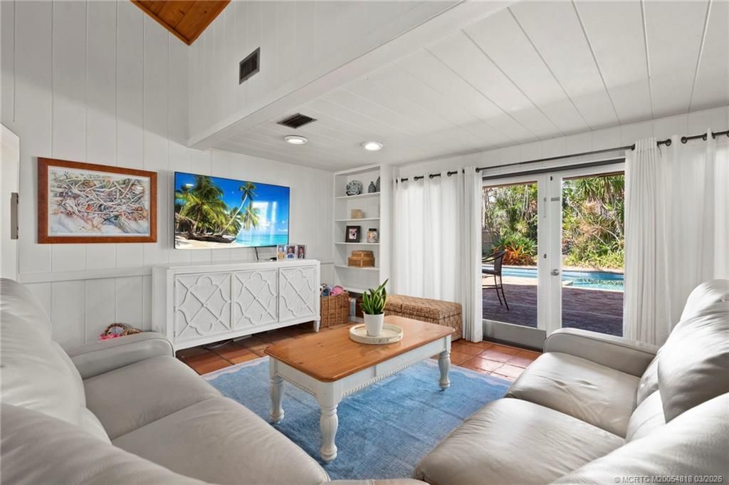 892 SE Saint Lucie Boulevard, Stuart, FL 34996 Photo