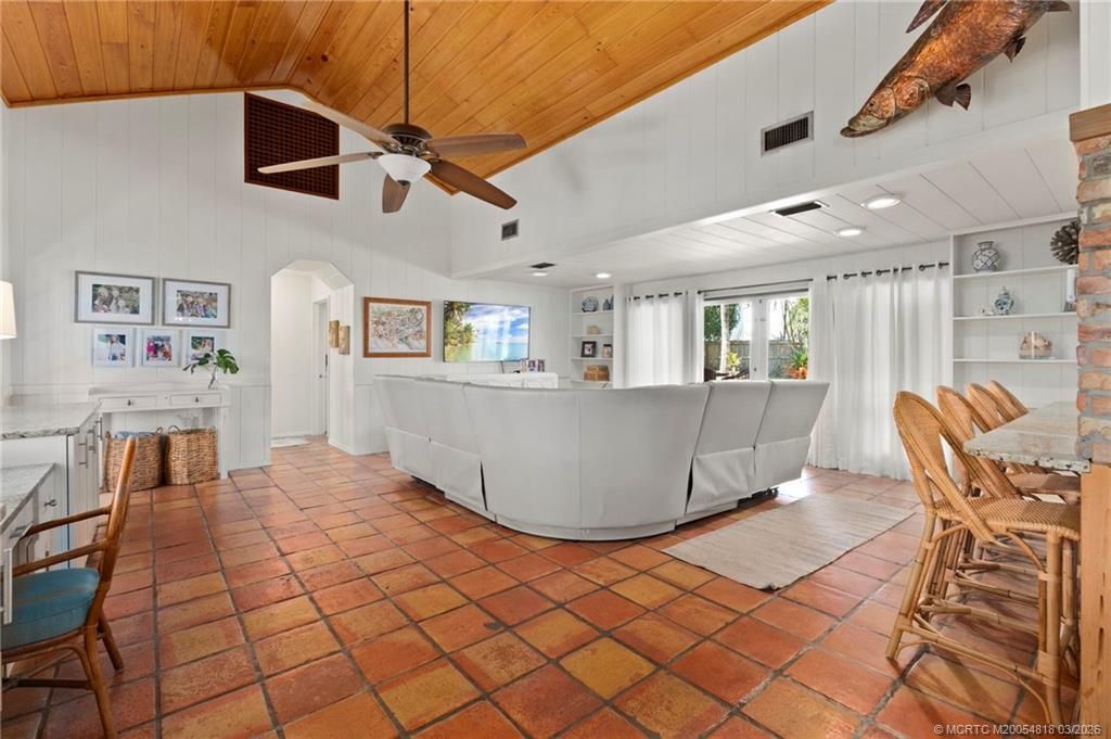 892 SE Saint Lucie Boulevard, Stuart, FL 34996 Photo