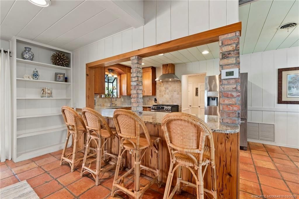 892 SE Saint Lucie Boulevard, Stuart, FL 34996 Photo