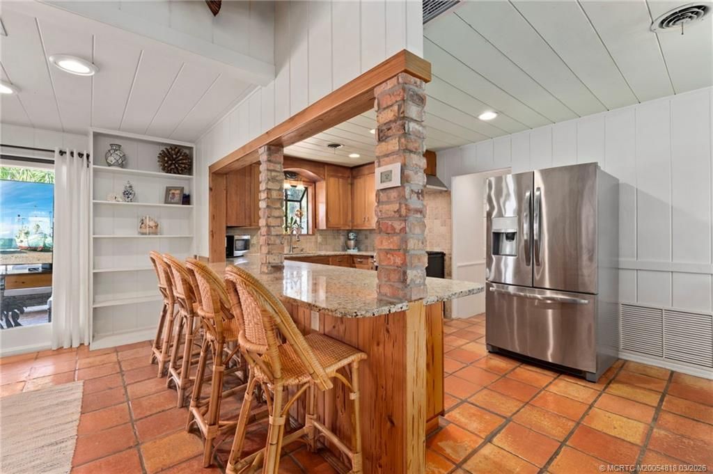 892 SE Saint Lucie Boulevard, Stuart, FL 34996 Photo