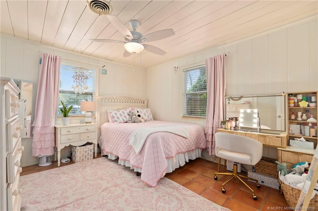 892 SE Saint Lucie Boulevard, Stuart, FL 34996 Photo