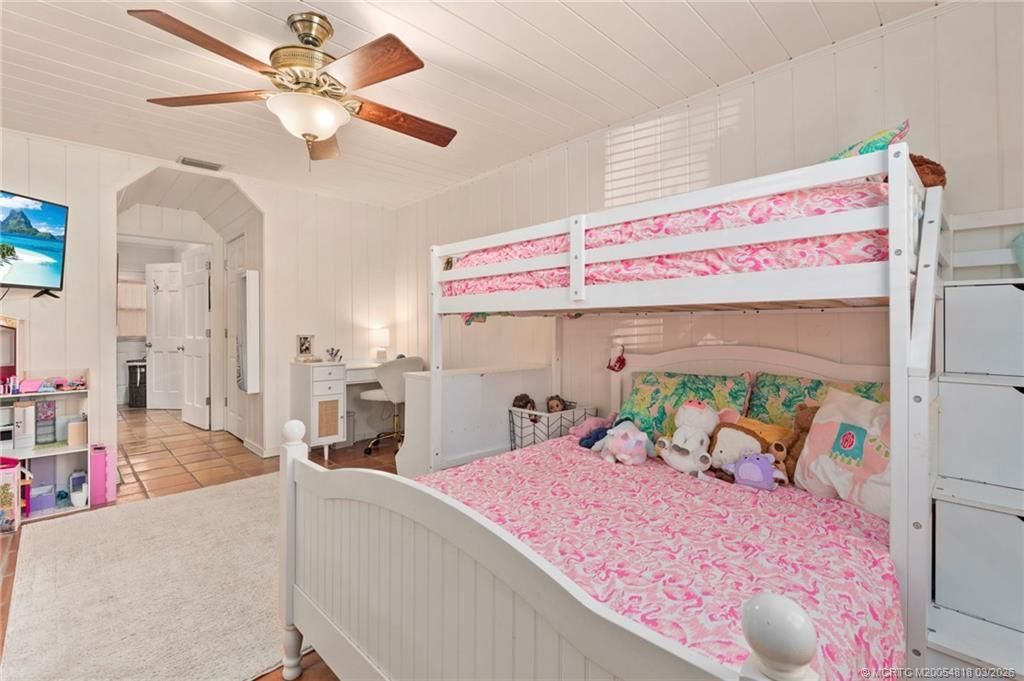 892 SE Saint Lucie Boulevard, Stuart, FL 34996 Photo